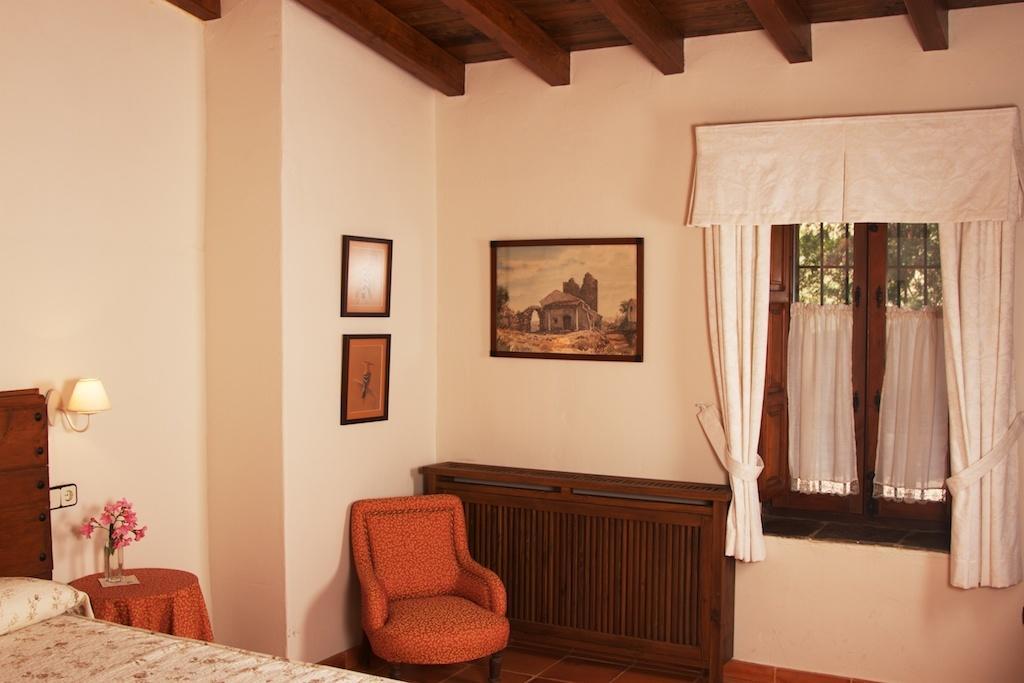 Palacio Viejo De Las Corchuelas 토레혼엘루비오 외부 사진